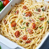 Zapiekanka feta z pomidorami – łatwa i pyszna